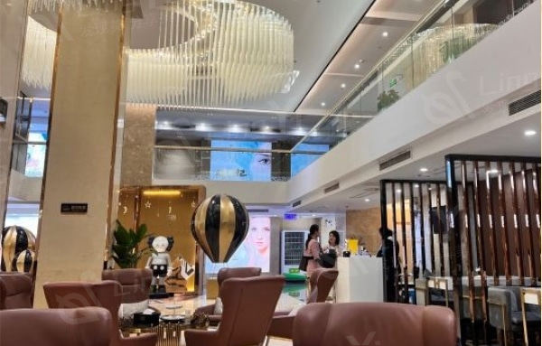 长沙久喜整形医院大厅