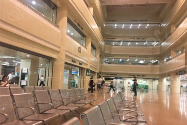 西安西京医院等候区
