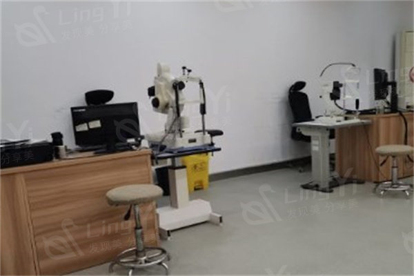 上海做ICL晶体植入手术多少钱？总结出上海正规眼科晶体植入价格可了解
