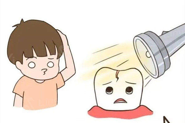 牙齿开裂