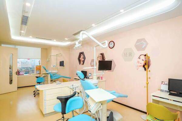 上海拜博口腔医院治疗室