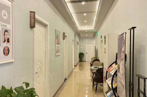杭州健丽医疗美容机构走廊
