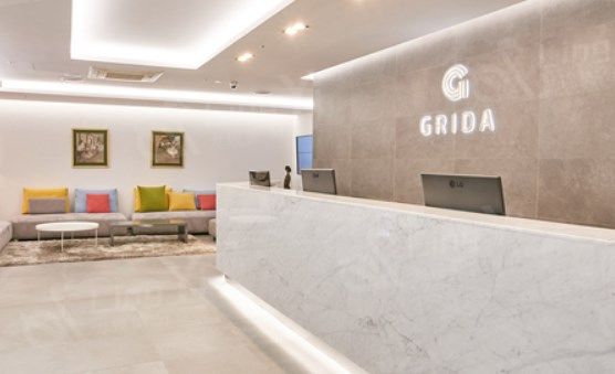 韩国GRIDA整形外科前台