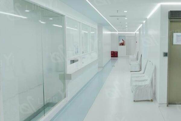 北京雅靓医疗美容诊所走廊