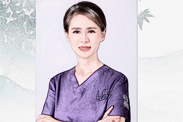 杜园园眼修复医生约不上怎么办?别着急!她的同事王衡健医生20年经验技术也不错