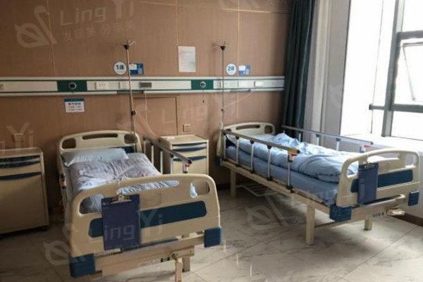 昆明时光医疗美容门诊部评价咋样? 看口碑评价不错，但不知道收费贵不