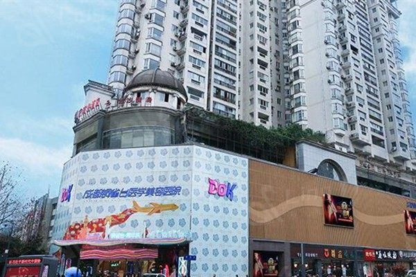 成都长鼻矫正好的医院排名 成都成华天使之翼整形美容医院/高新美辰星耀/铜雀台顾客多,地址也好找