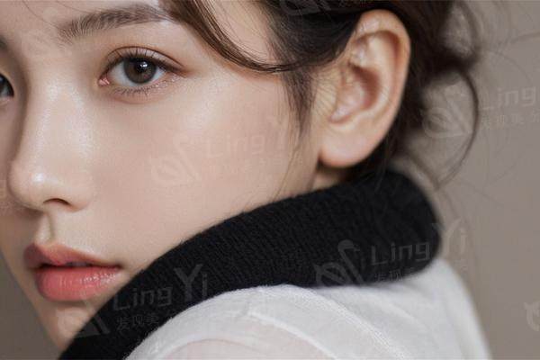 戴口罩闷痘又脱妆？口罩肌护理正确步骤分享！