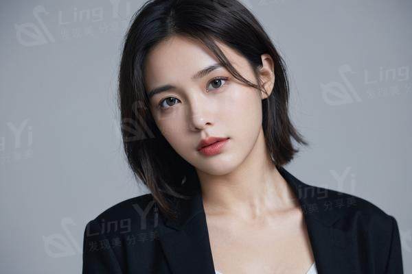 郑州埋线去眼袋哪个整形医院可以做 告诉你哪里做埋线去眼袋技术更好！