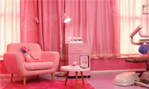 南京美奥口腔医院价格表：洗牙、儿童齿科、牙冠、贴面项目低至某价，秦淮区可前往