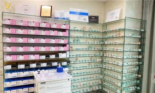 无锡佳士洁口腔医院价目表：种植牙、牙冠、贴面、洗牙、根管治疗收费详情