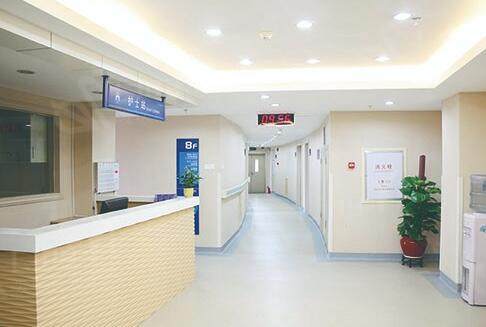 珠海九龙口腔医院矫正价格表，隐形牙套25800元起靠谱吗？