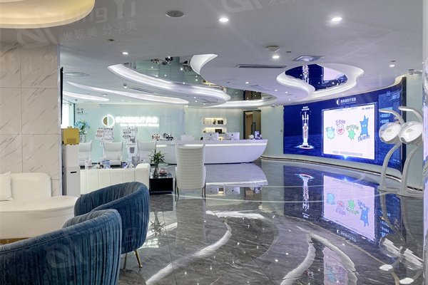 广州焕新颜医疗美容门诊部眼部手术收费标准？双眼皮 / 眼修复价格很亲民