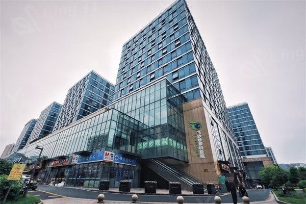 杭州飞秒秒眼科医院收费贵吗?呈现清晰透明的价格体系