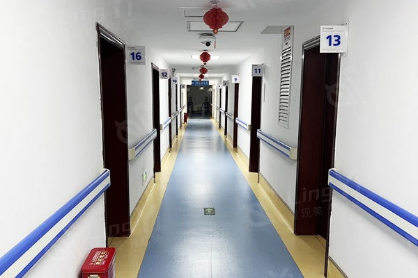 平顶山眼科医院收费情况公布：斜视矫正手术 5800+验光配镜套餐 280+