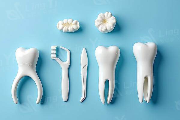 膝盖暗沉用含烟酰胺的身体乳，配合保鲜膜封包 10 分钟​