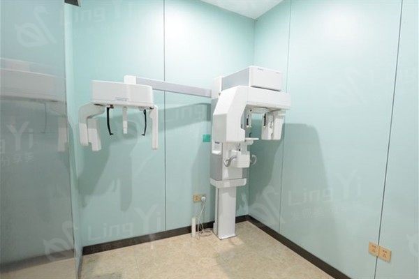赣州金赣口腔医院牙齿矫正收费贵吗？查证定价合理且有优惠