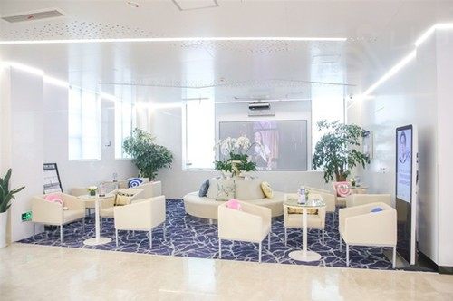 上海美奥口腔医院收费详情：牙齿美白、根管治疗、牙周治疗、儿童齿科价格一览