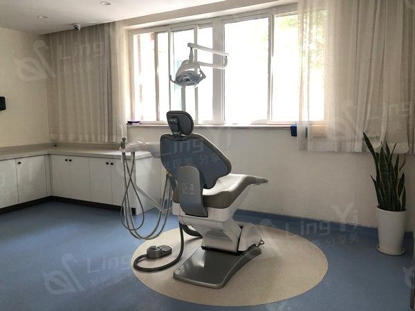 西安诺贝尔口腔门诊部是正规医院吗?肯定啦,是经过认证的口碑牙科且收费亲民 西安诺贝尔口腔门诊部是正规医院吗?肯定啦,是经过认证的口碑牙科且收费亲民