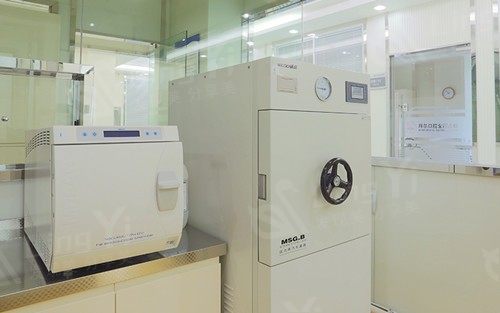 上海拜博口腔收费贵吗？揭秘种植牙、矫正牙等项目费用清单