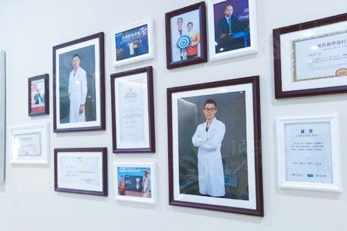 天津美奥口腔医院价格明细：正畸、种植牙、牙周治疗、牙冠项目费用，和平区可咨询